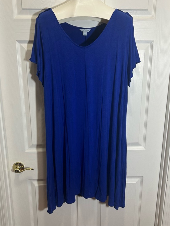 Boutique Dresses & Skirts - Boutique Relaxed V-Neck Swing Dress in Cobalt Blue